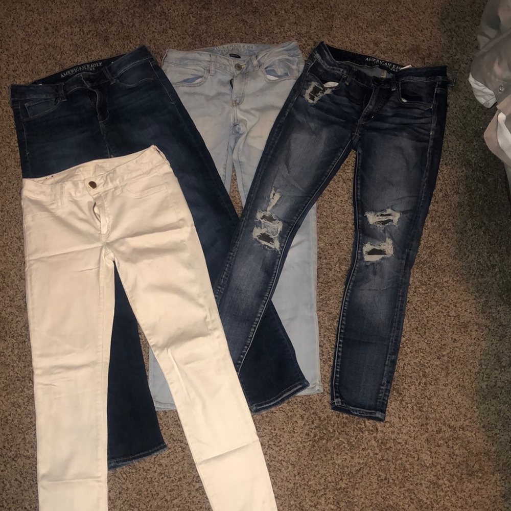 Women’s American eagle jeans